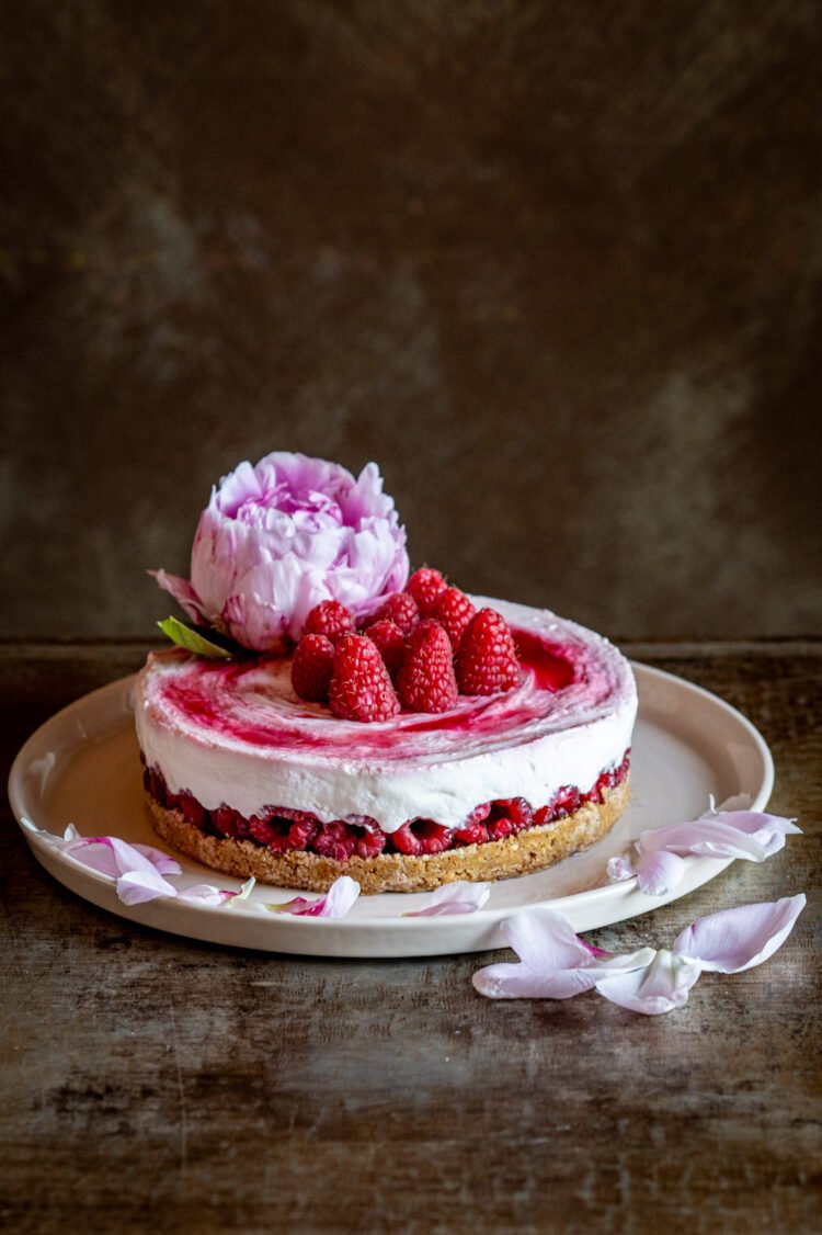 Esting Raspberry Ripple Cheesecake RASPBERRY RIPPLE CHEESECAKE - Laura Food and Mood